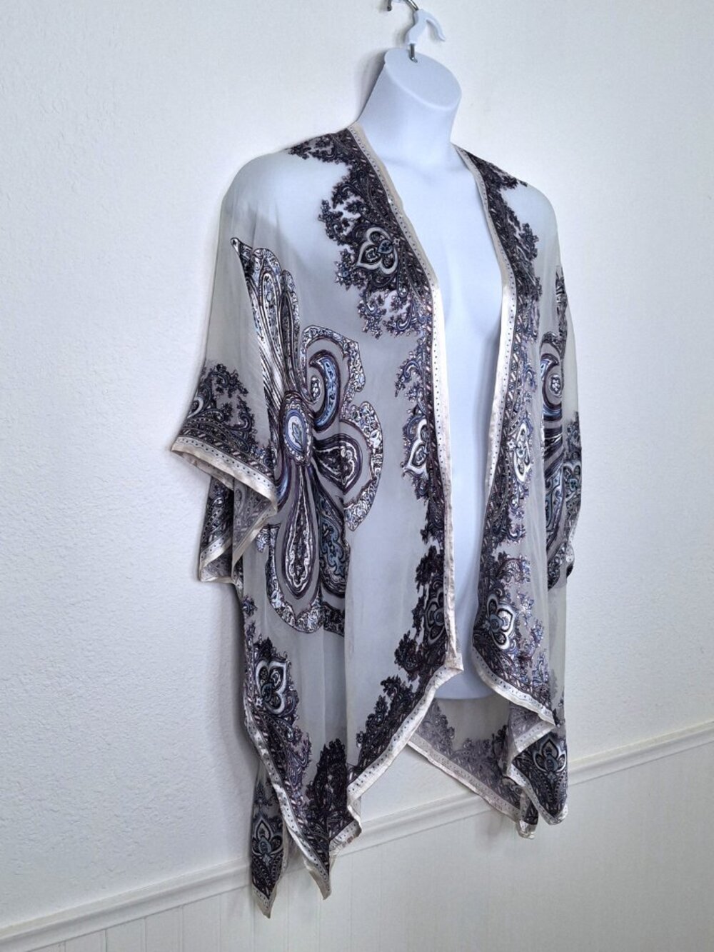 Chicos Kimono Velvet Sheer Paisley Butterfly Boho Whimsygoth Fairy Hippie